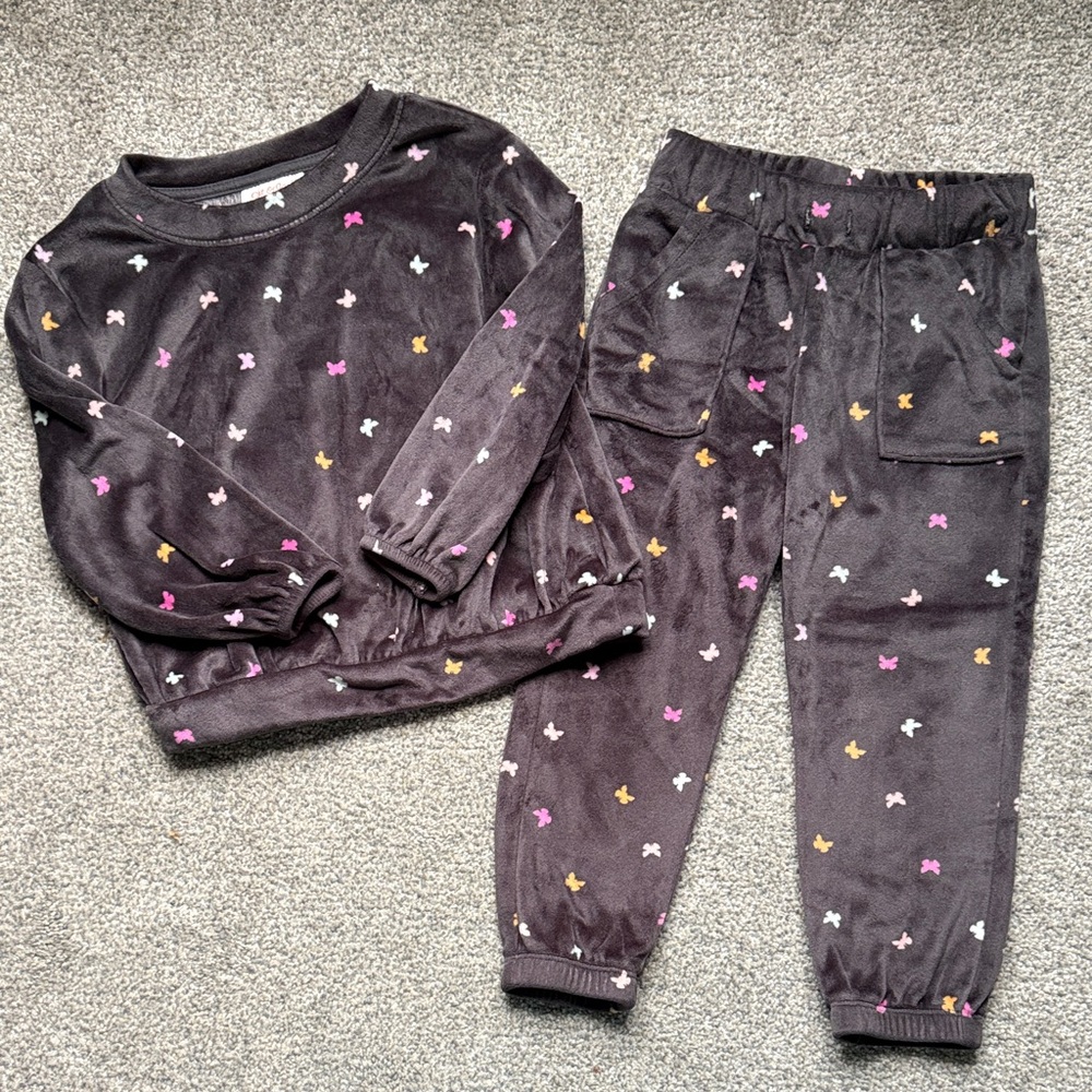 Cozy Black Two-Piece Cat & Jack Set